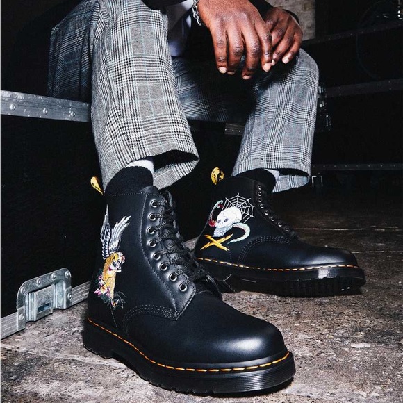 Dr. Martens Other - Dr. Martens: 1460 SOUVENIR EMBROIDERED LEATHER BOOTS 💀🐅🦅🇬🇧